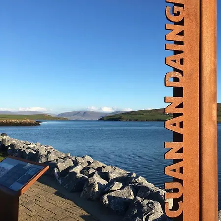 Oda ve Kahvaltı Coastline House Dingle